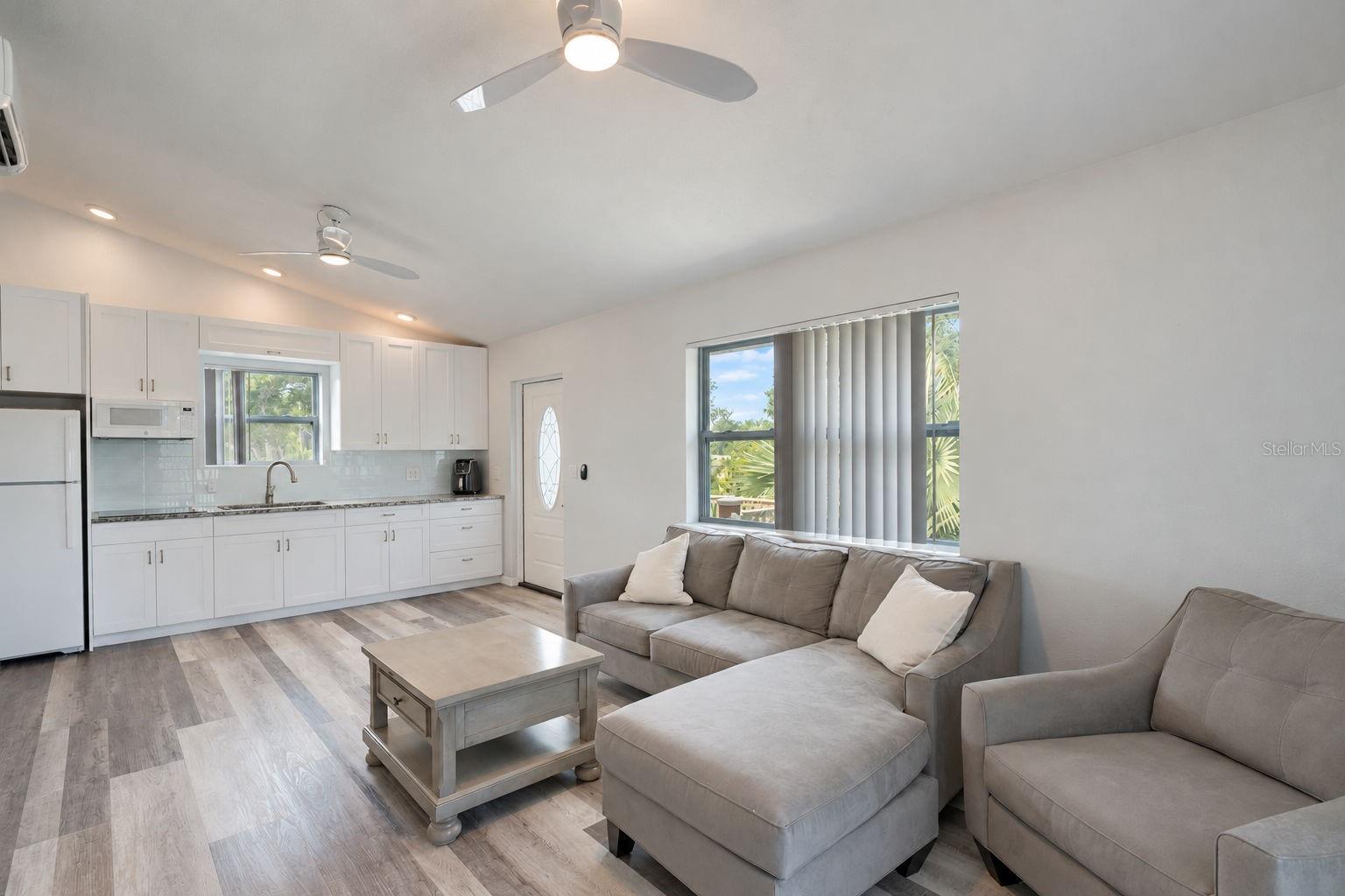 3219 46TH STREET N, St Petersburg, FL 33713