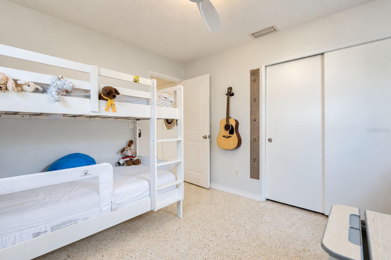 3219 46TH STREET N, St Petersburg, FL 33713