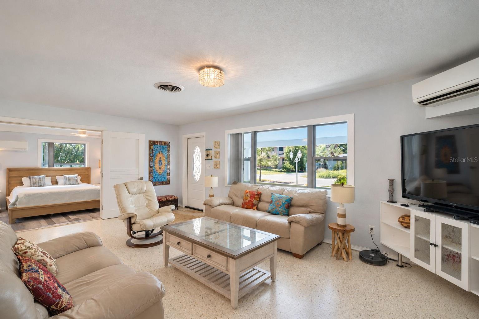 3219 46TH STREET N, St Petersburg, FL 33713