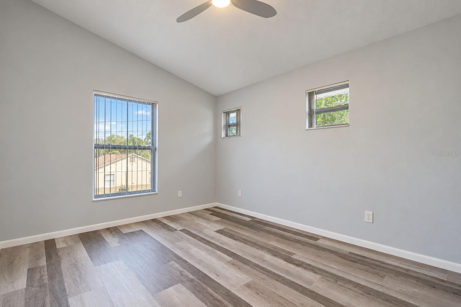 3219 46TH STREET N, St Petersburg, FL 33713