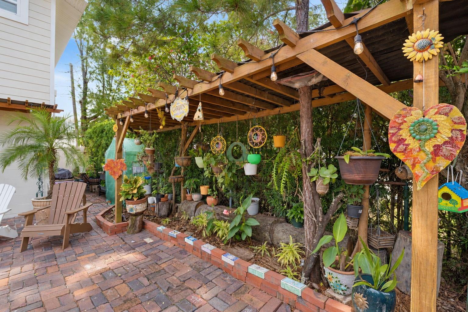 3219 46TH STREET N, St Petersburg, FL 33713