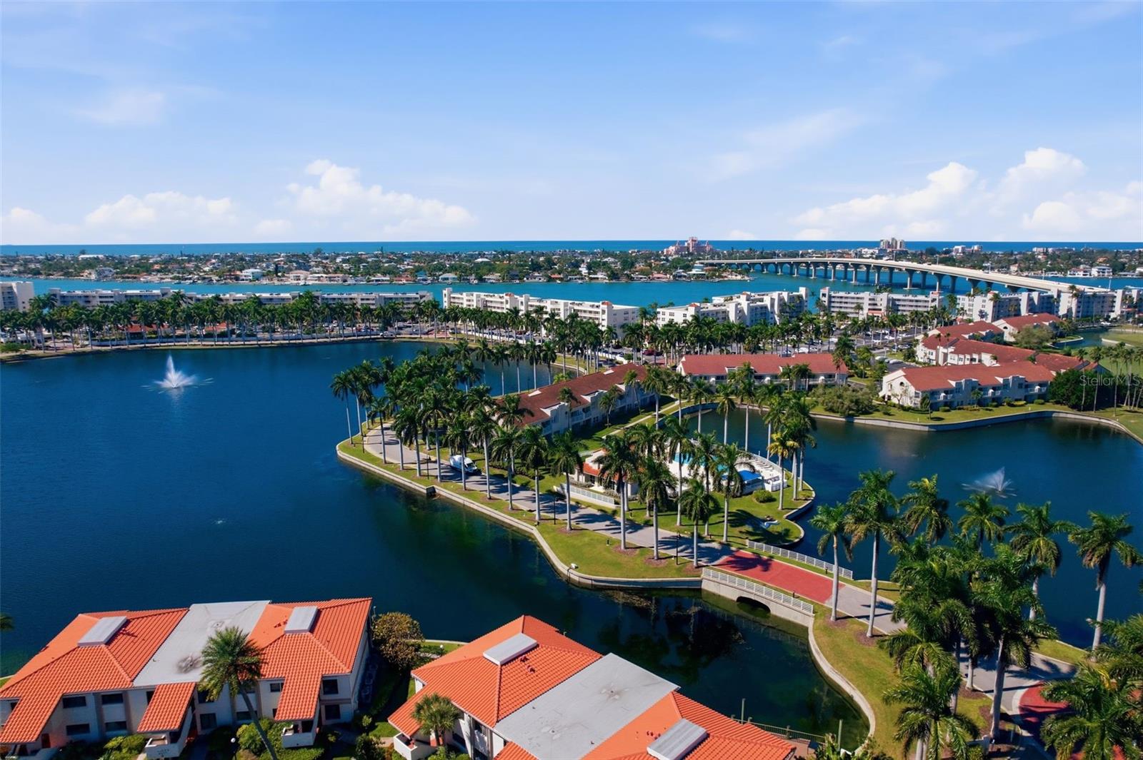 6100 BAHIA DEL MAR CIRCLE, #204, St Petersburg, FL 33715