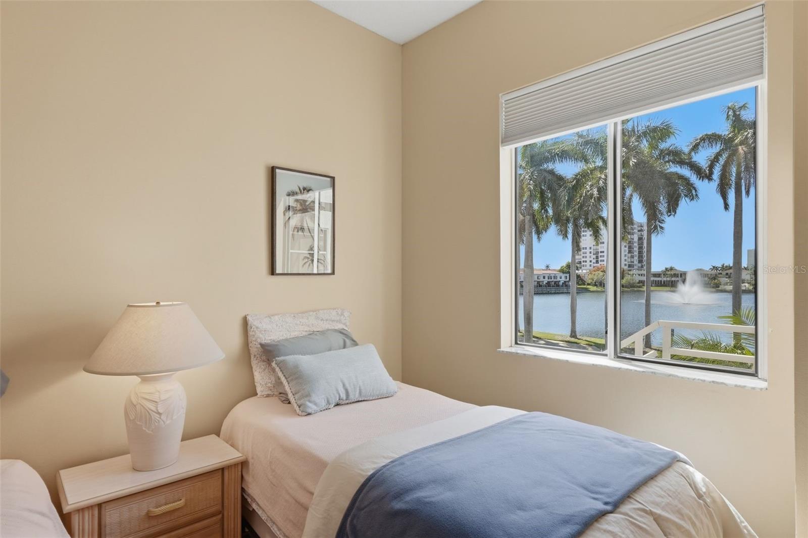 6100 BAHIA DEL MAR CIRCLE, #204, St Petersburg, FL 33715