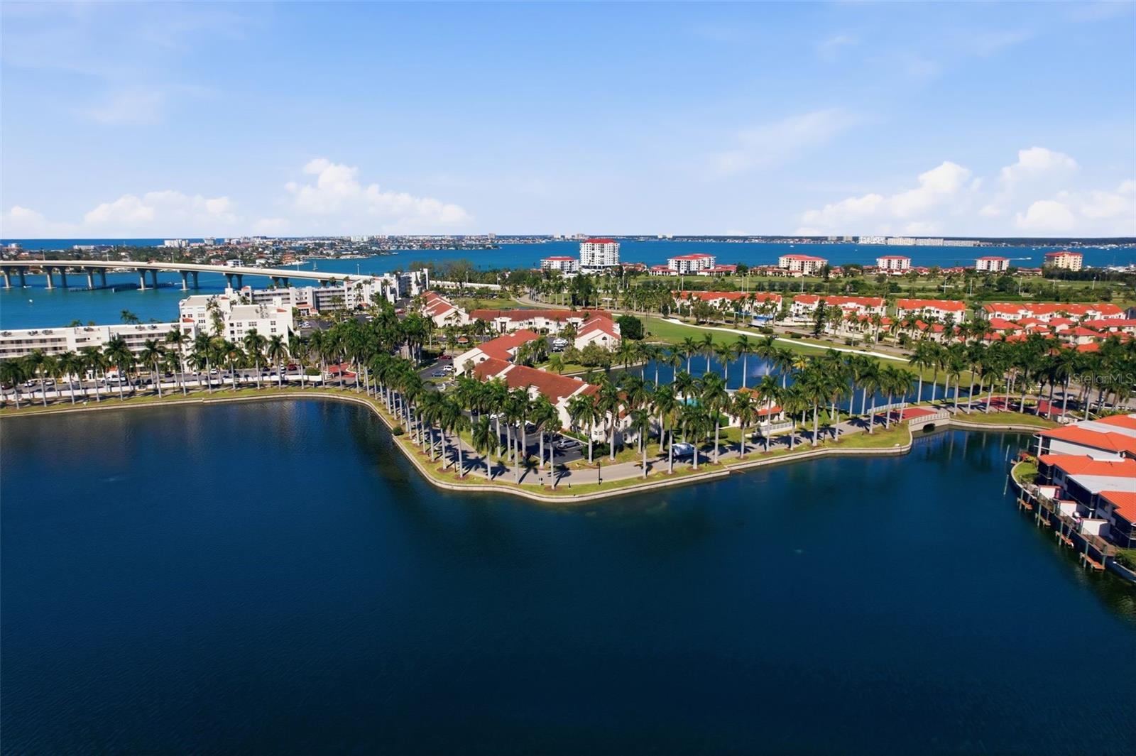 6100 BAHIA DEL MAR CIRCLE, #204, St Petersburg, FL 33715