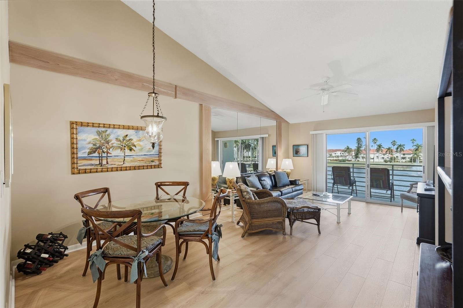 6100 BAHIA DEL MAR CIRCLE, #204, St Petersburg, FL 33715