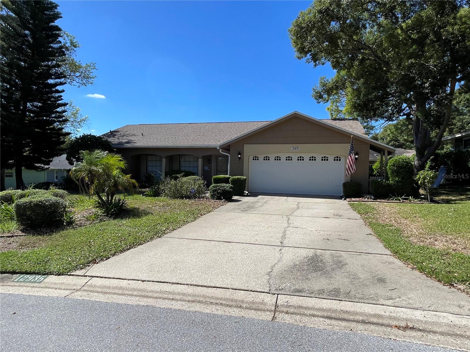 12935 PEBBLE BEACH CIRCLE, Hudson, FL 34667 12935 PEBBLE BEACH CIRCLE, Hudson, FL 34667