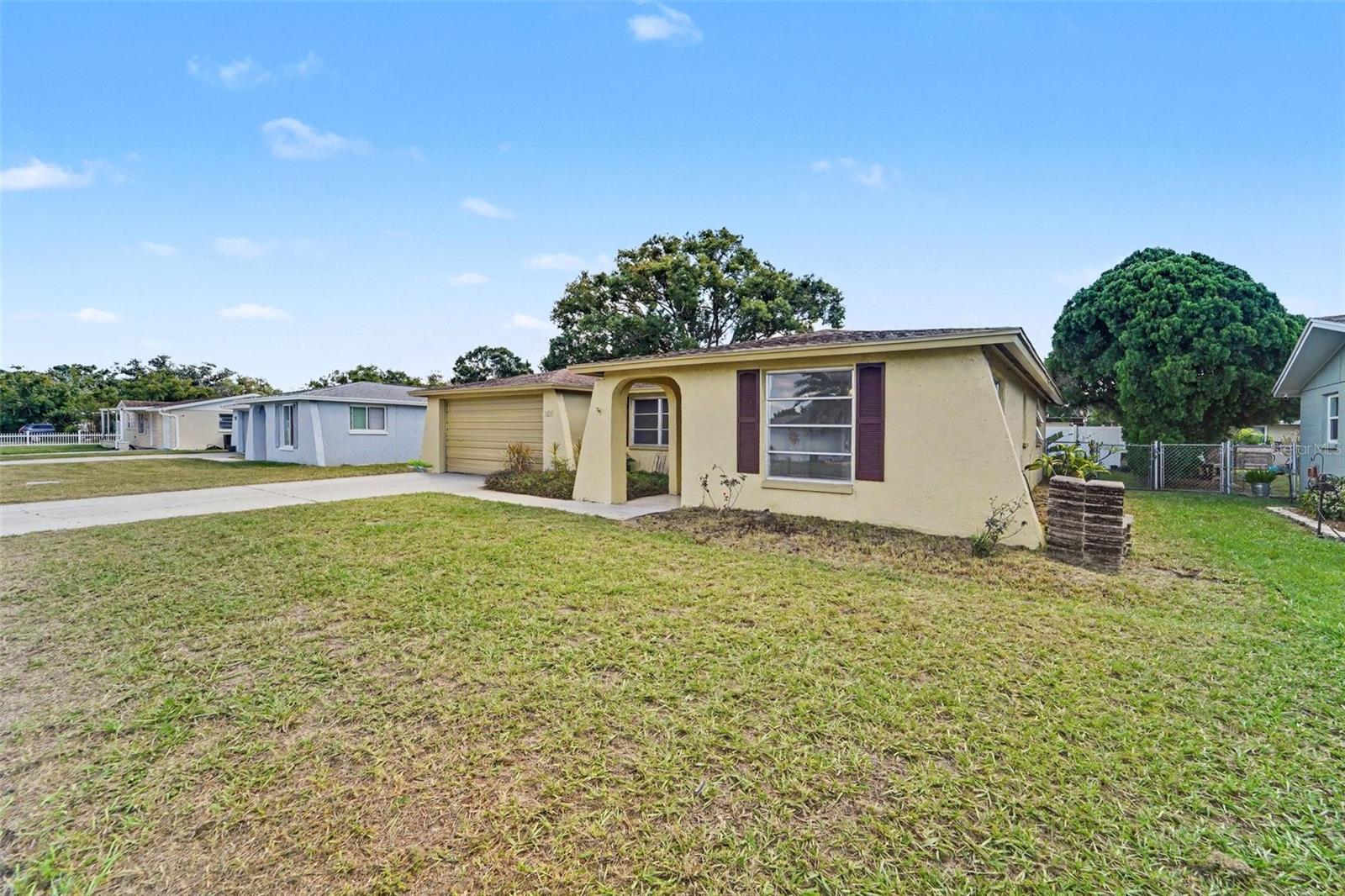 5632 FESTIVO DRIVE, Holiday, FL 34690