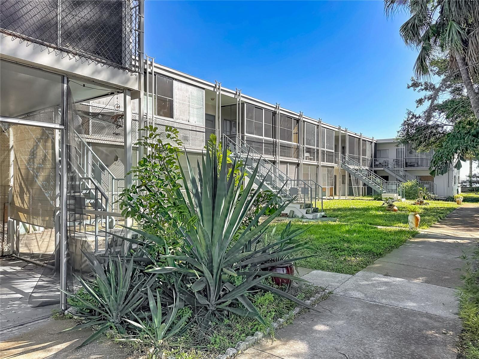 4902 31ST AVENUE S, #101, Gulfport, FL 33707