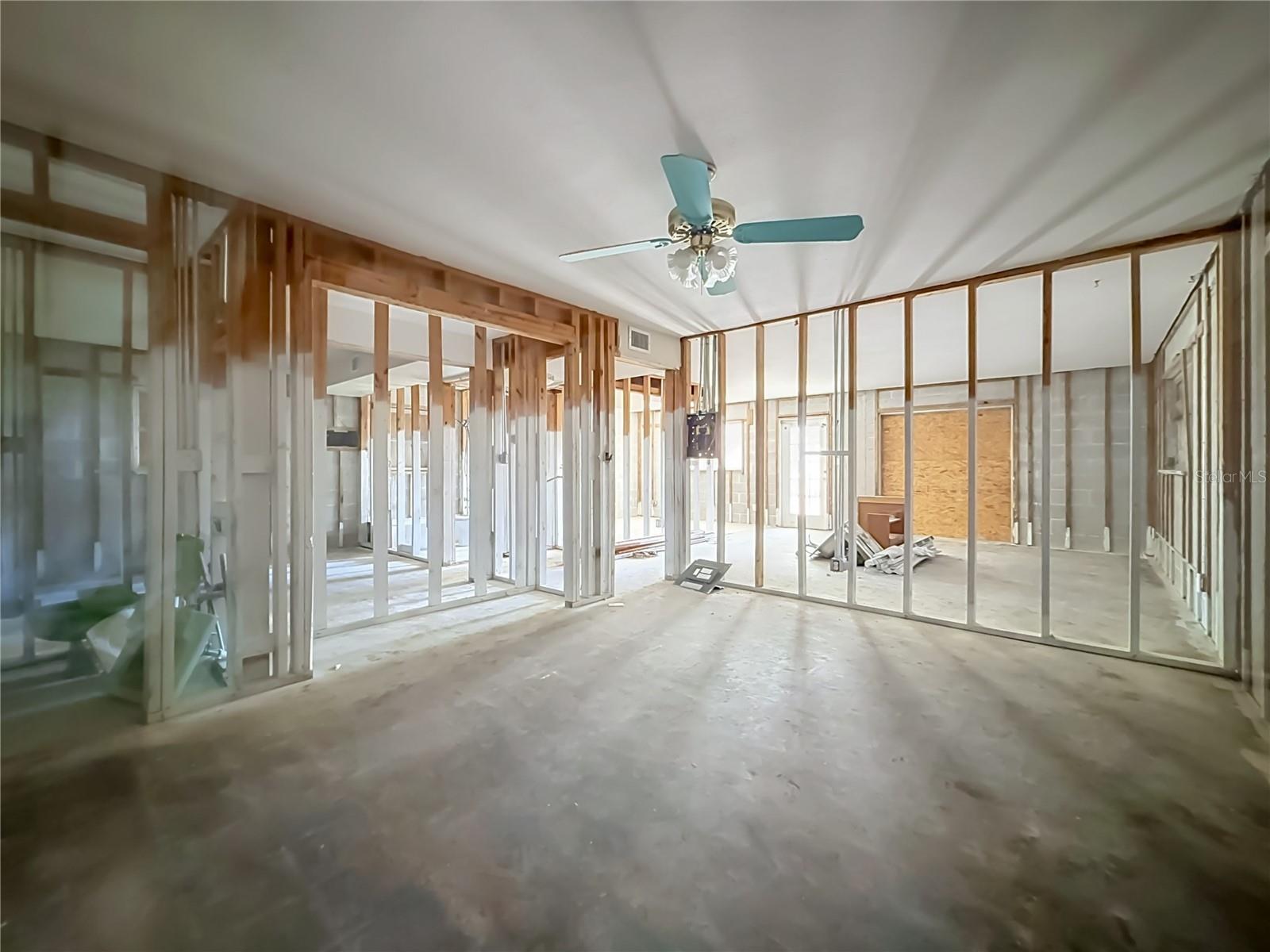 4902 31ST AVENUE S, #101, Gulfport, FL 33707