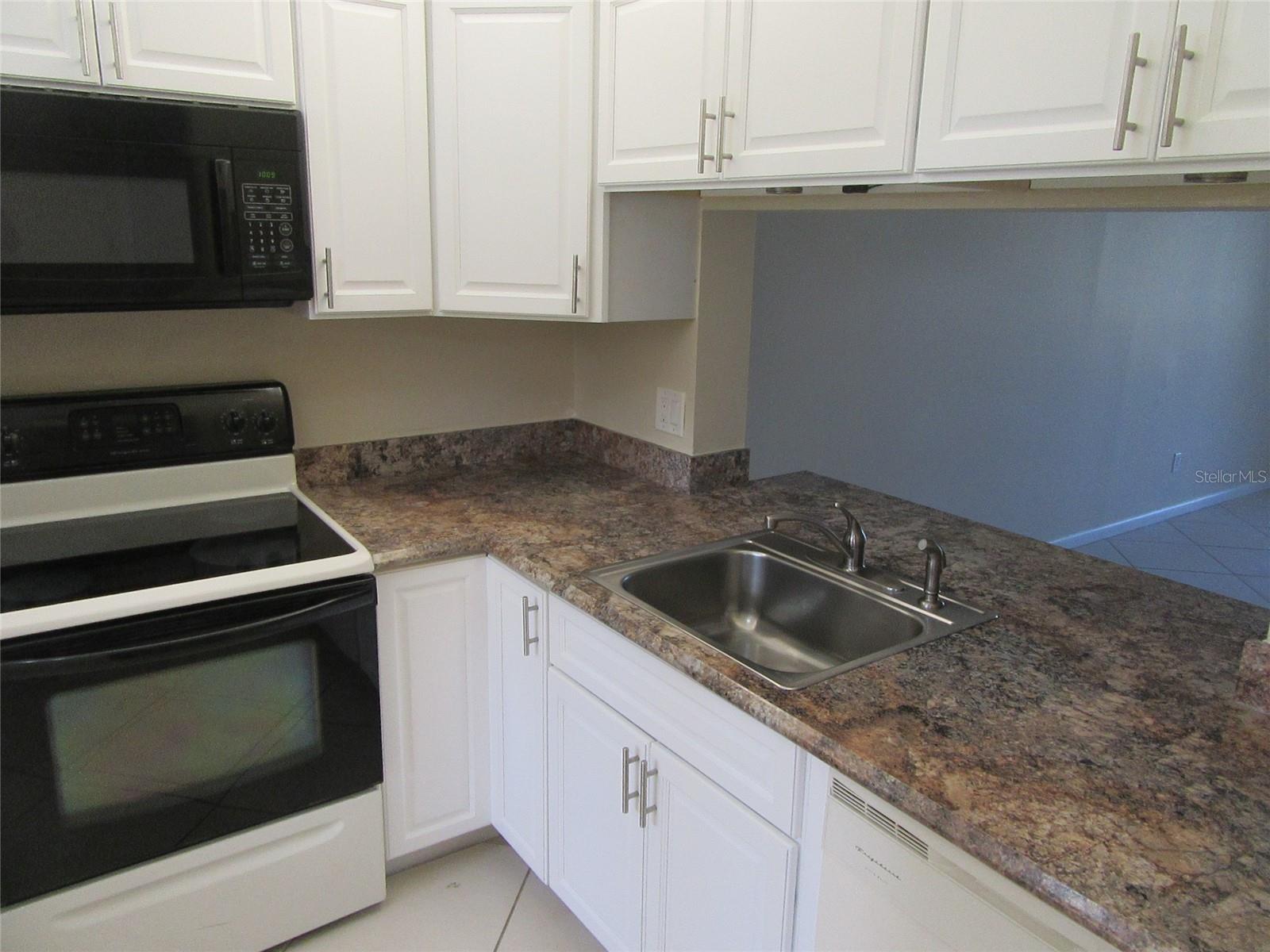 1933 OYSTER CATCHER LANE, #712, Clearwater, FL 33762