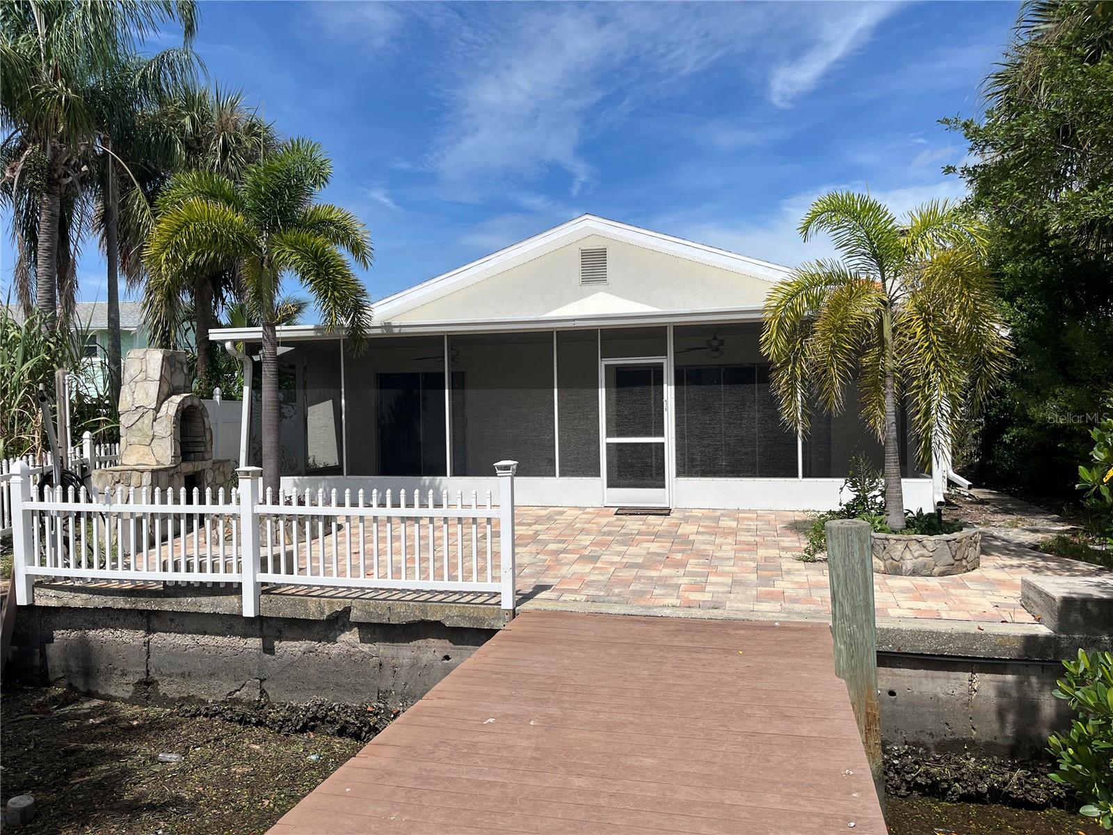 307 LA HACIENDA DRIVE, Indian Rocks Beach, FL 33785