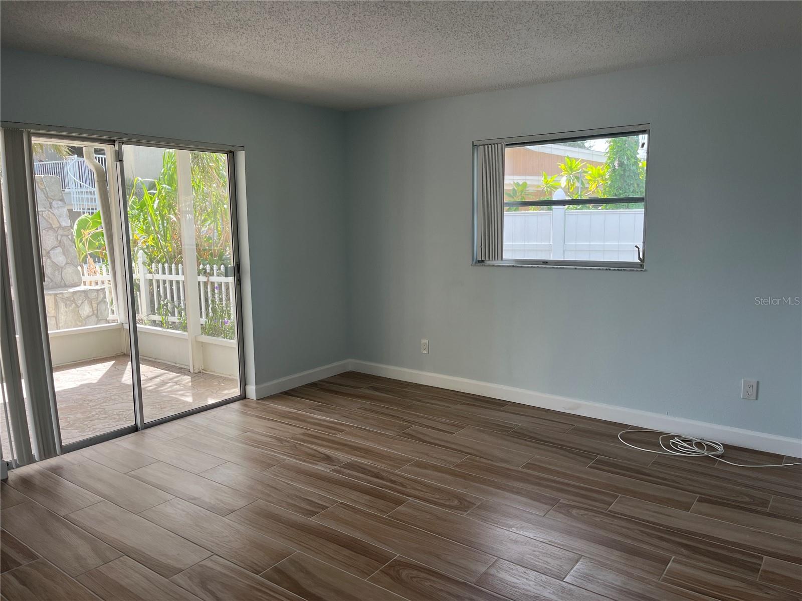 Primary with outside access
