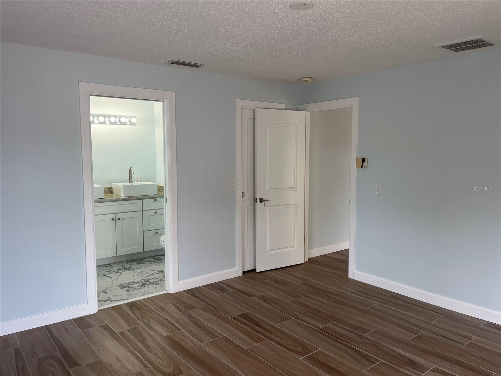 Primary with ensuite bathroom