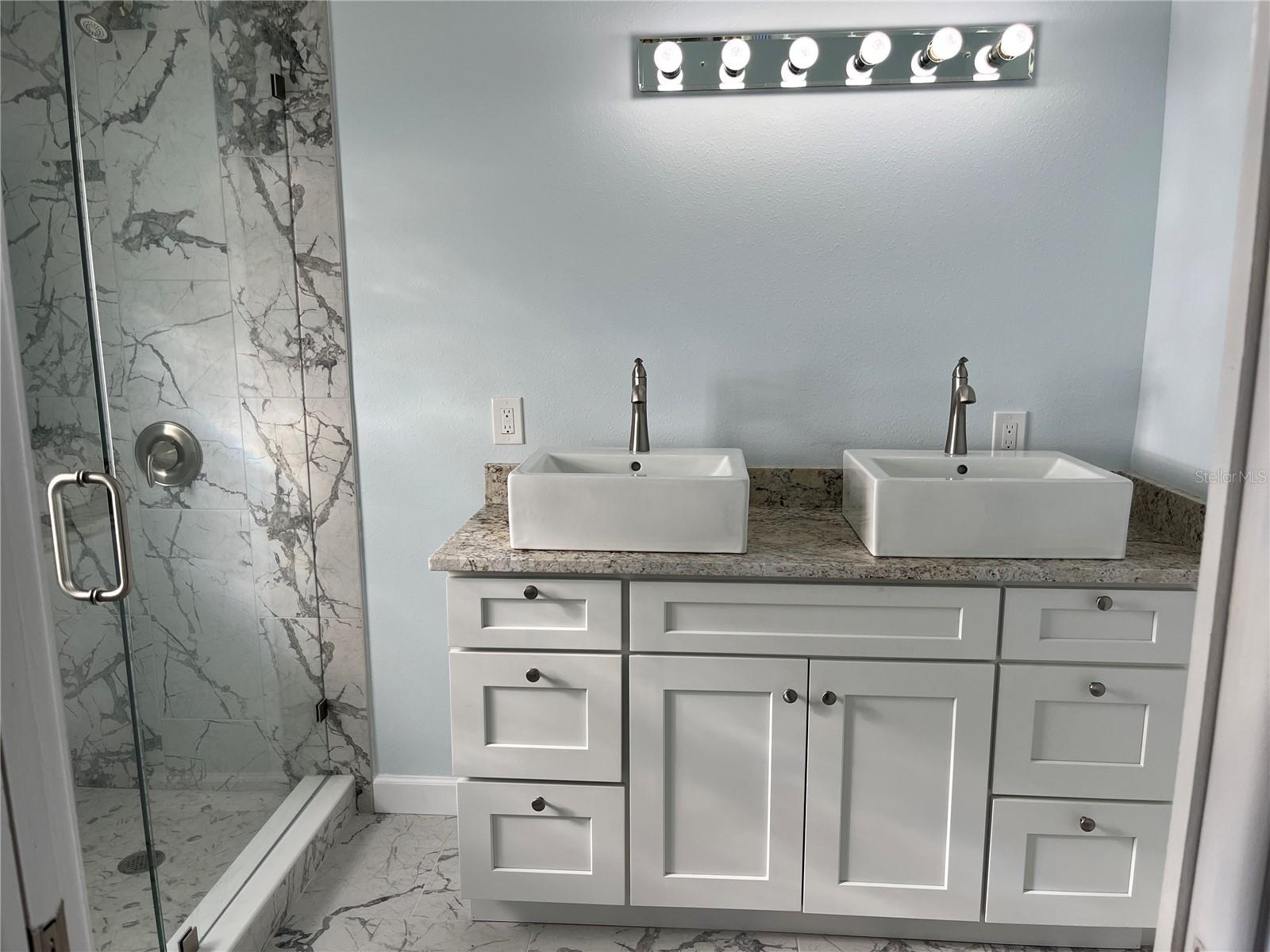 Ensuite bathroom