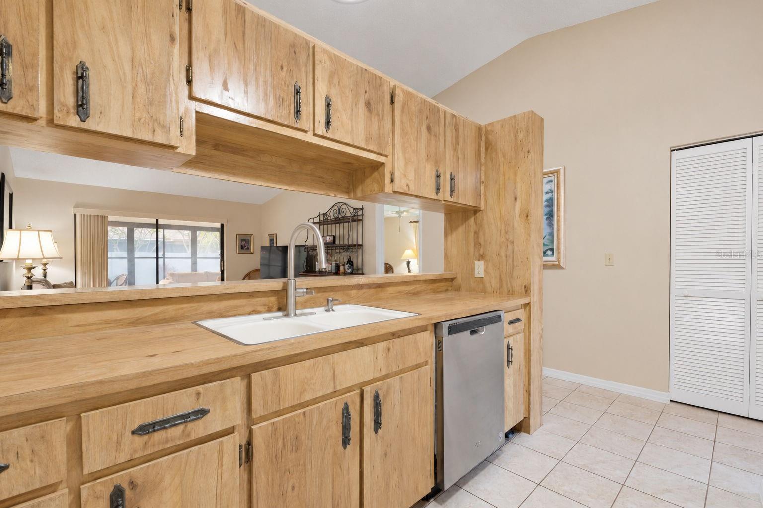 2187 NIMITZ DRIVE, #2187, Dunedin, FL 34698
