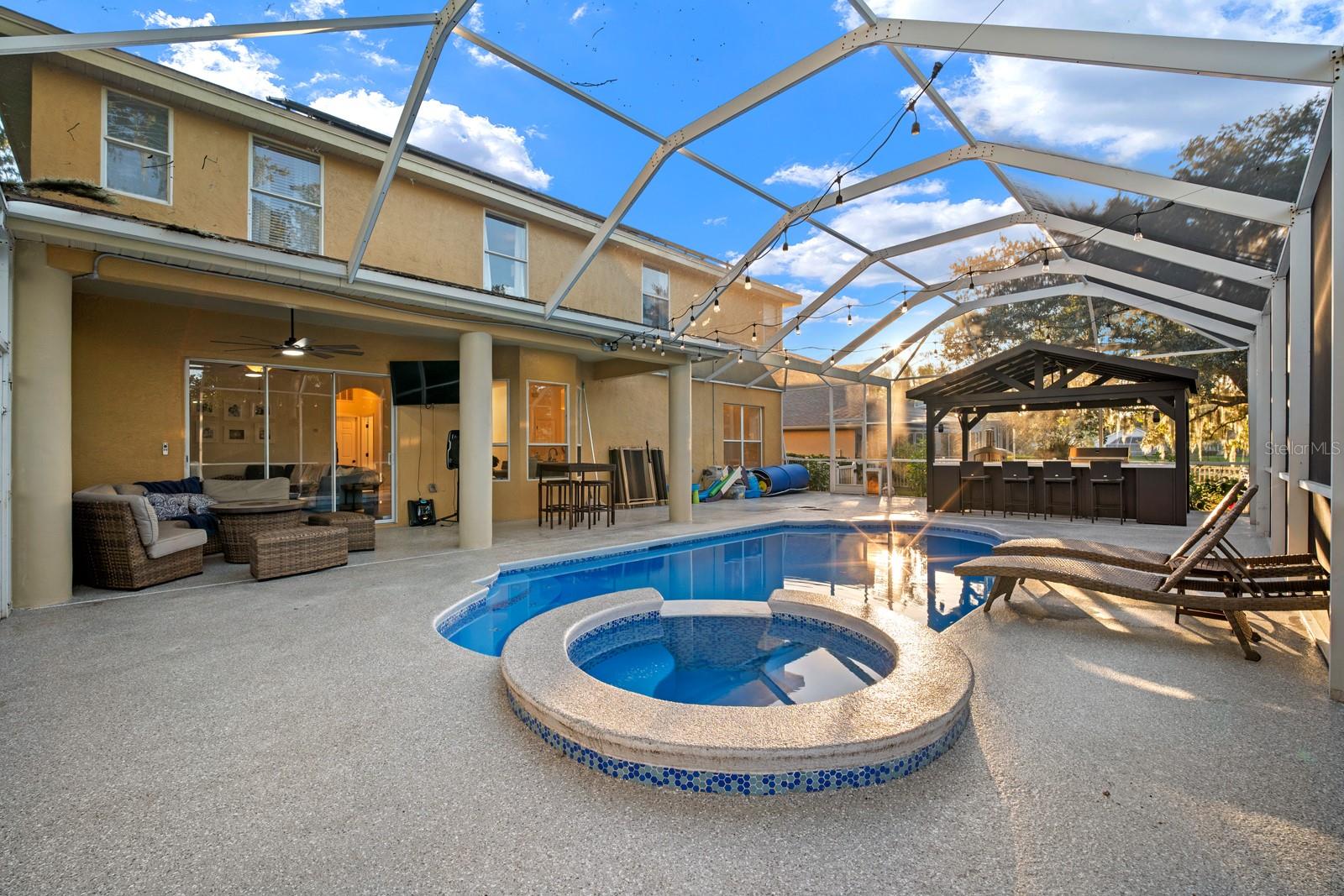 5436 TWIN CREEKS DRIVE, Valrico, FL 33596