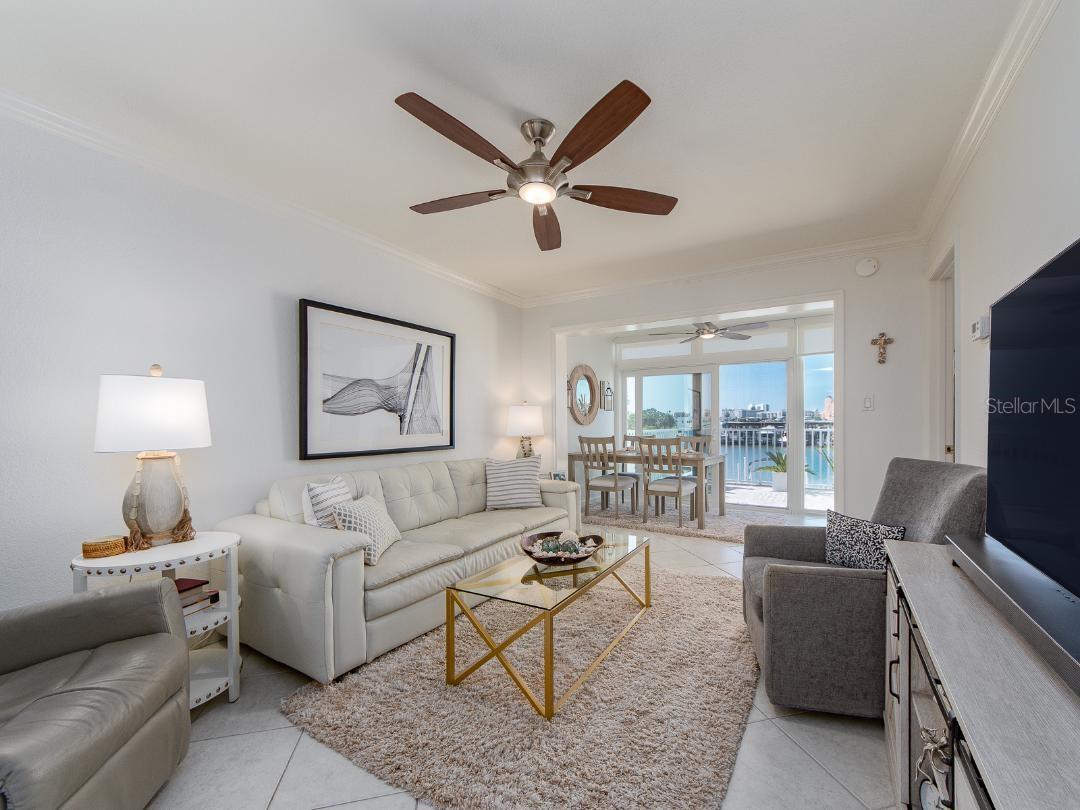 205 DOLPHIN POINT, #6, Clearwater, FL 33767