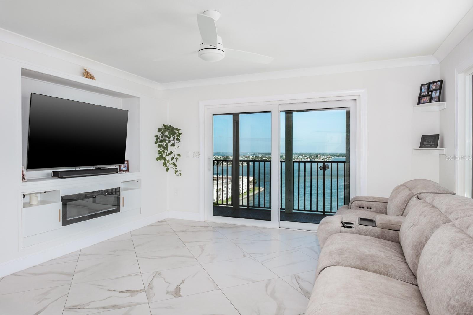7300 SUN ISLAND DRIVE S, #1501, South Pasadena, FL 33707