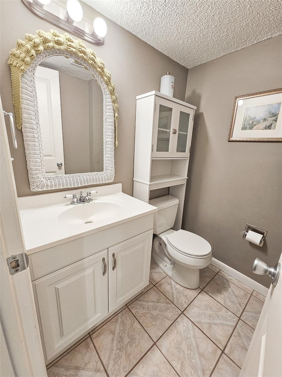 5980 SHORE BOULEVARD S, #1006, Gulfport, FL 33707