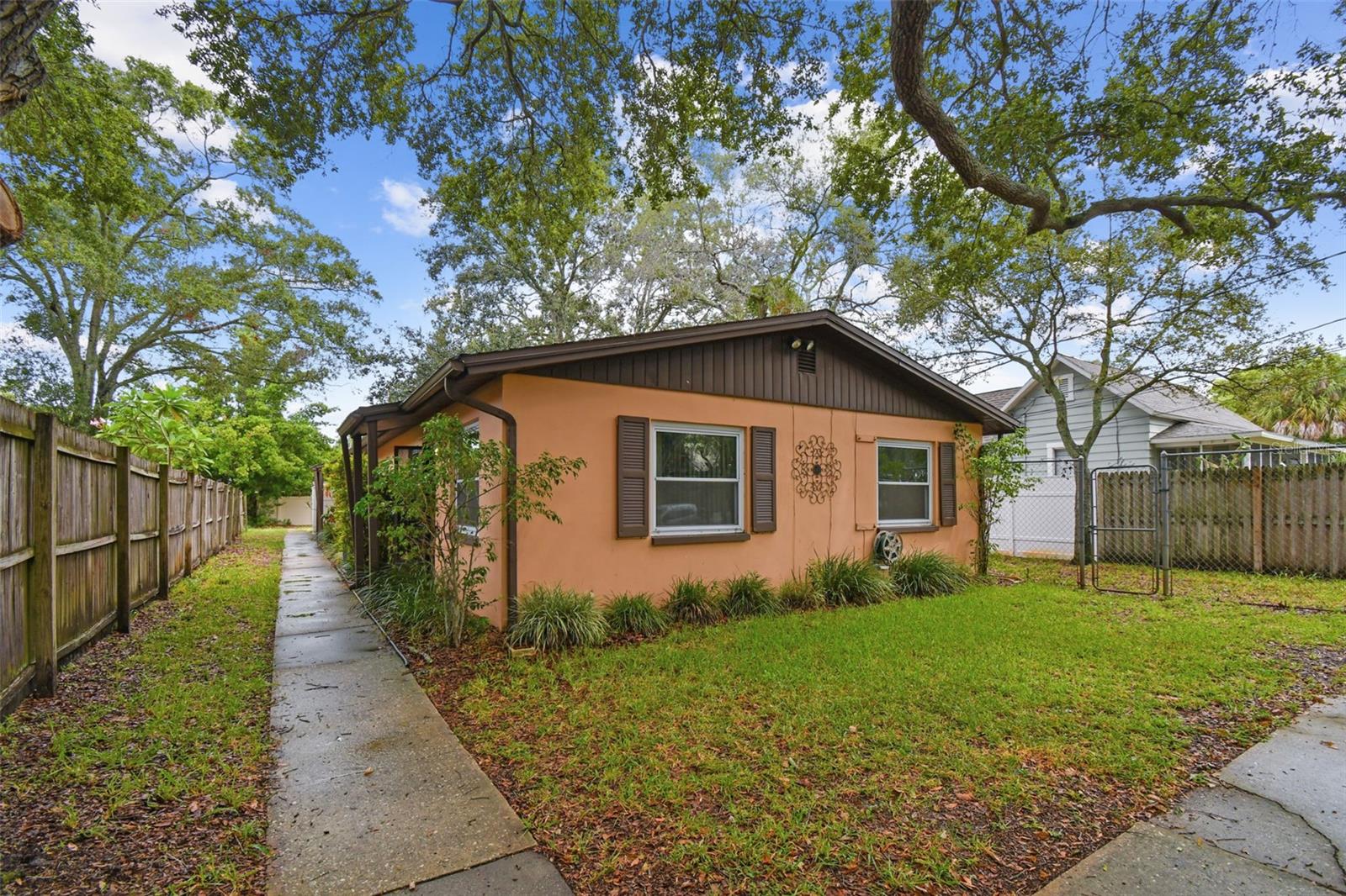 504 5TH AVENUE SW, Largo, FL 33770