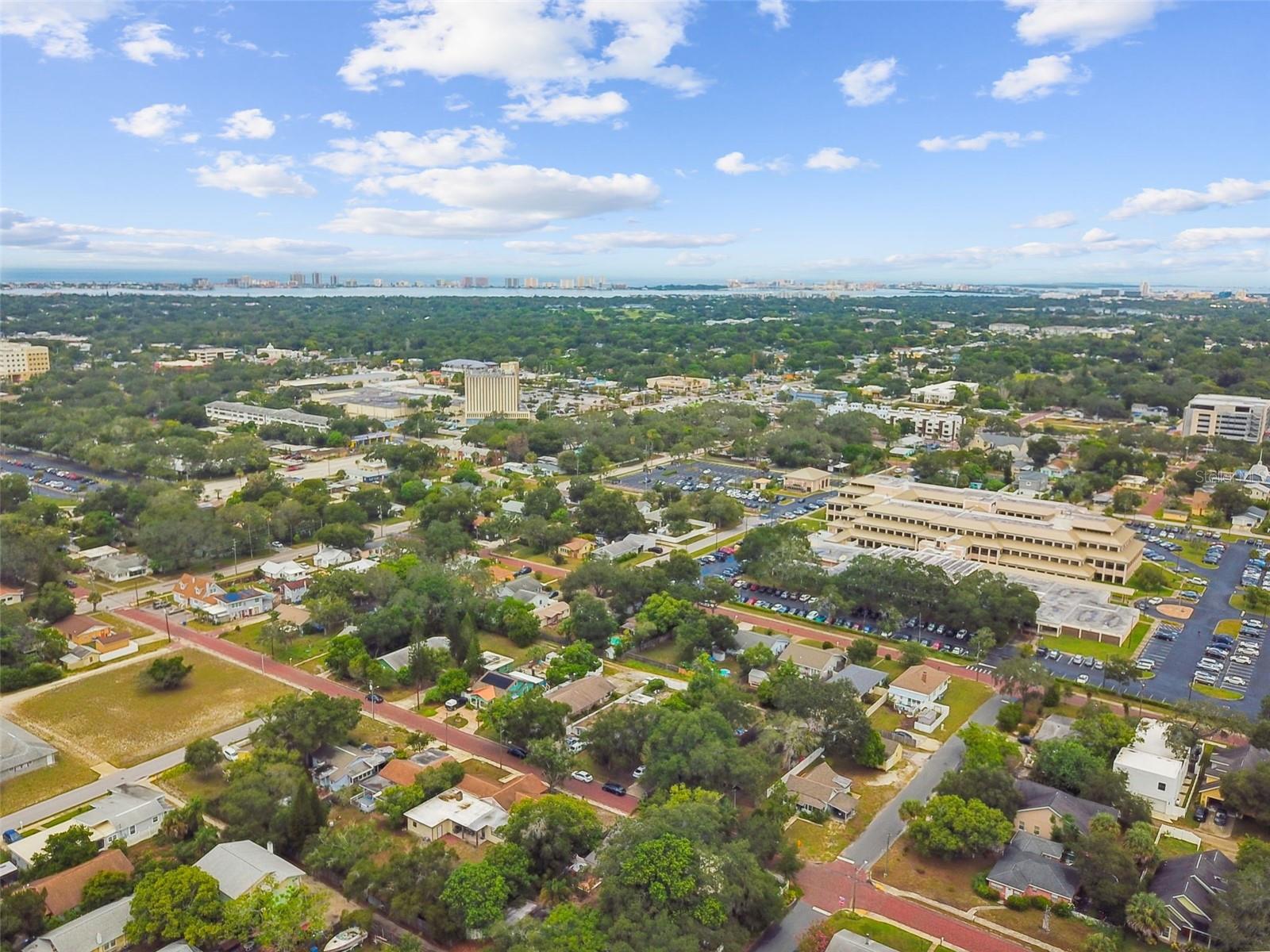 504 5TH AVENUE SW, Largo, FL 33770
