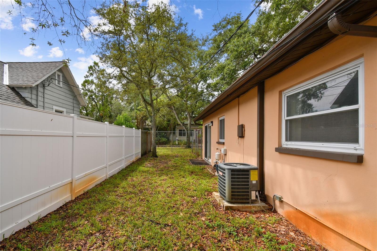 504 5TH AVENUE SW, Largo, FL 33770