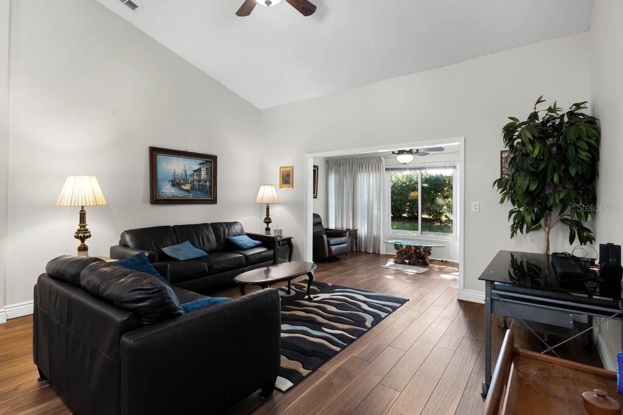 1122 MCDANIEL STREET, #1122, Sun City Center, FL 33573