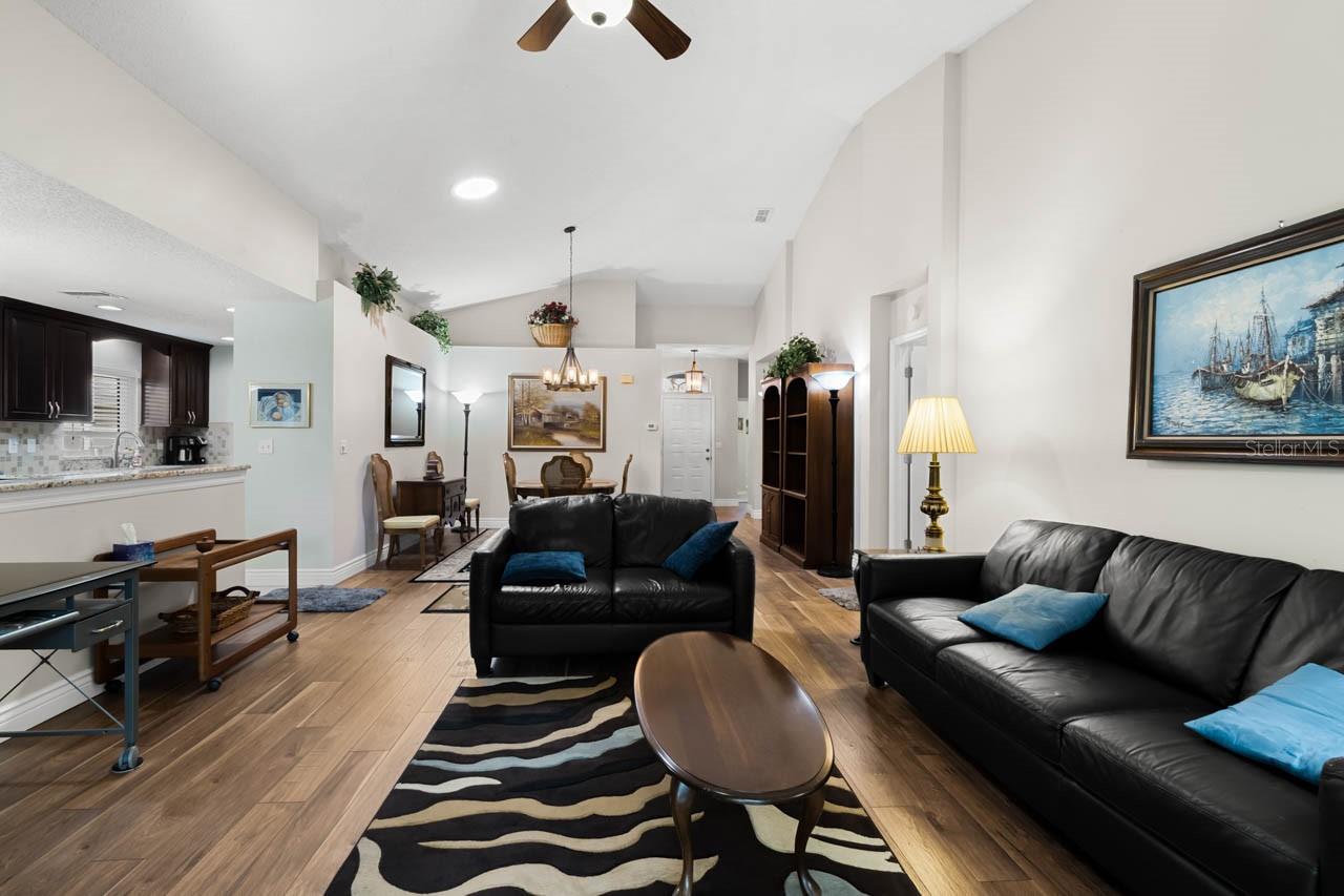 1122 MCDANIEL STREET, #1122, Sun City Center, FL 33573