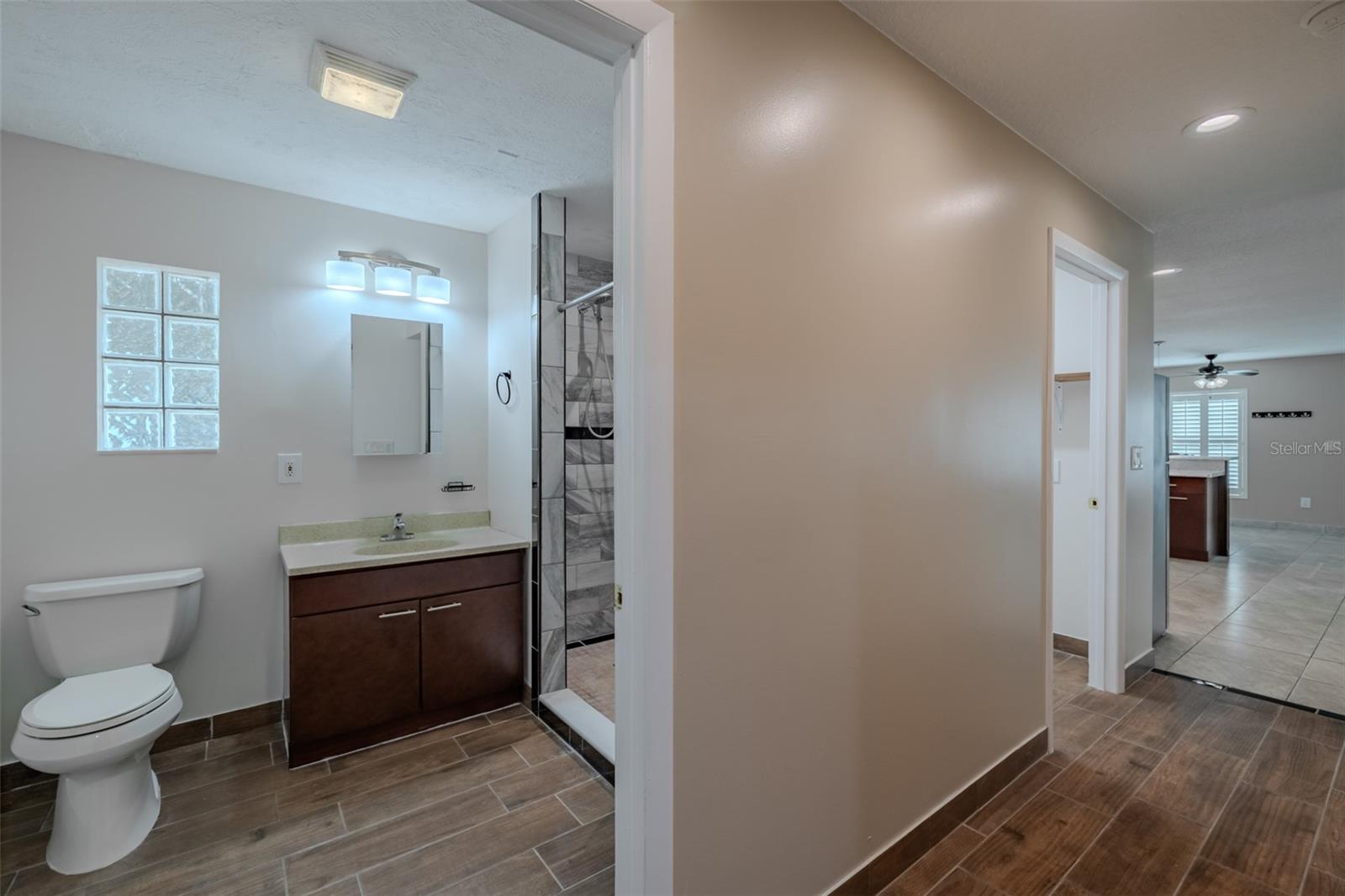 501 BRYAN ROAD, #B, Brandon, FL 33511