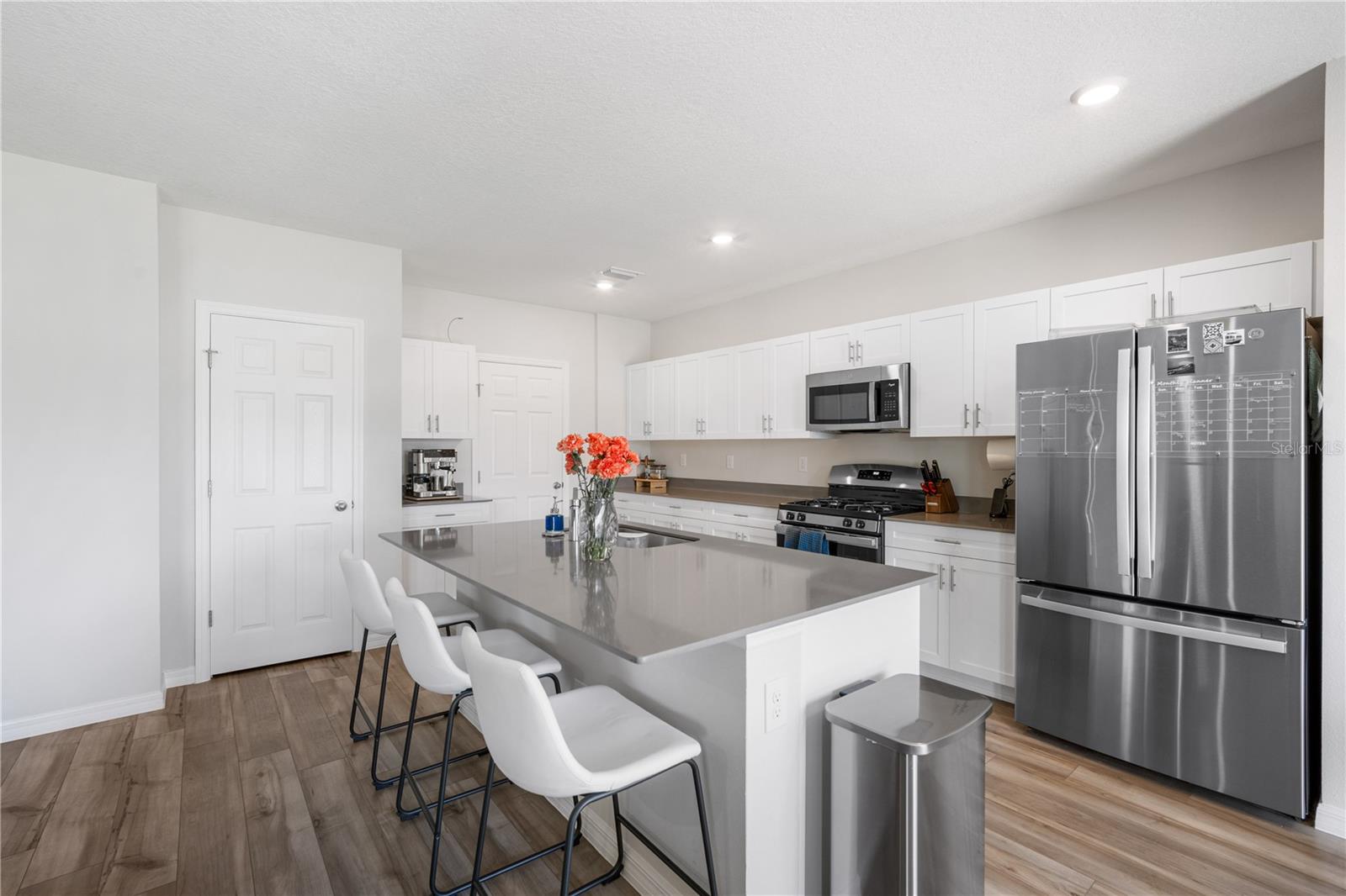 14884 SUMMER BRANCH DRIVE, Lithia, FL 33547