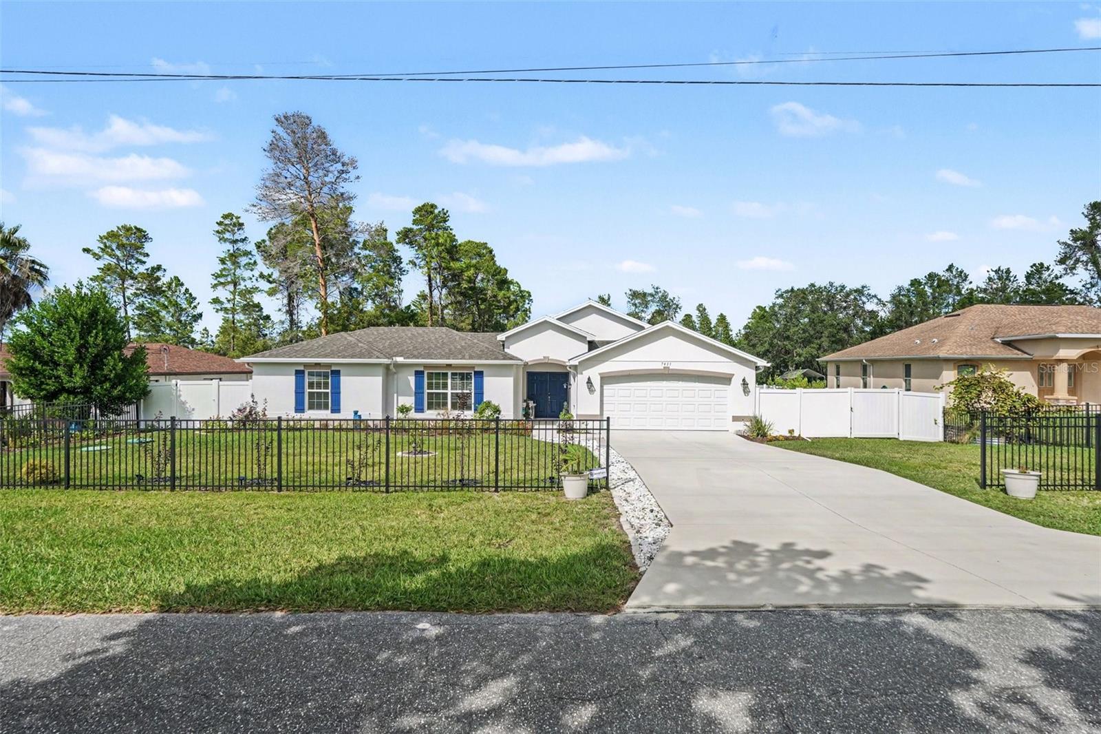 7451 BLACKBIRD AVENUE, Weeki Wachee, FL 34613 7451 BLACKBIRD AVENUE, Weeki Wachee, FL 34613