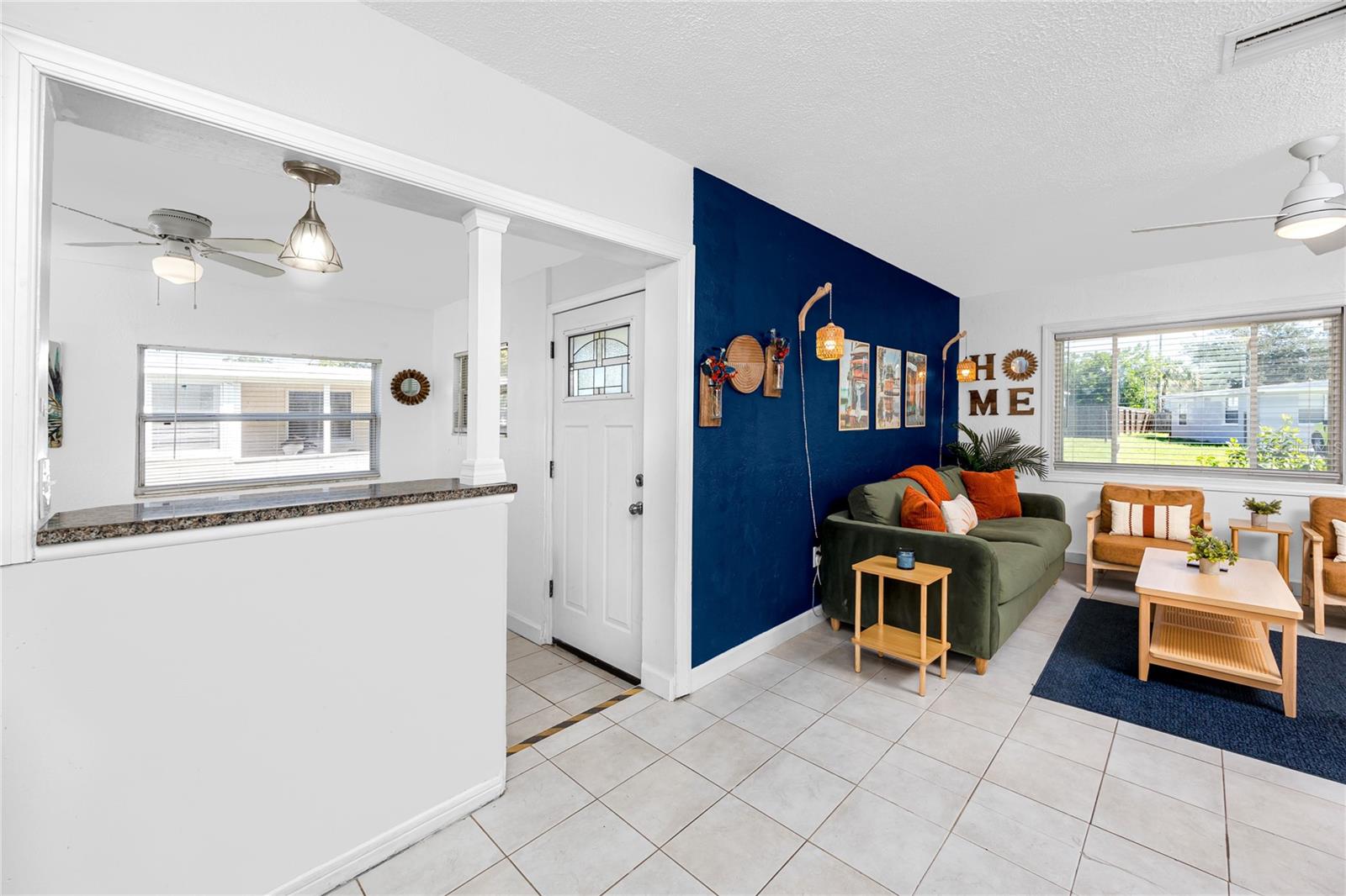925 67TH STREET S, St Petersburg, FL 33707