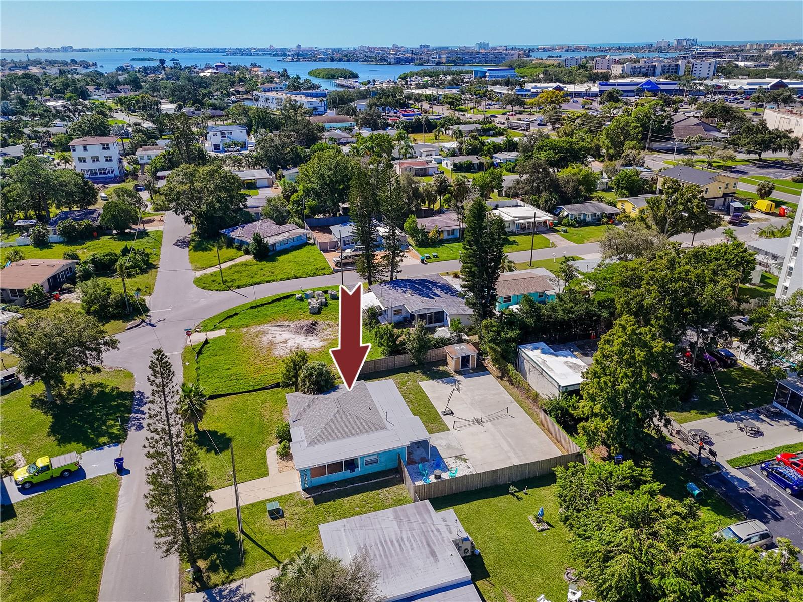 925 67TH STREET S, St Petersburg, FL 33707