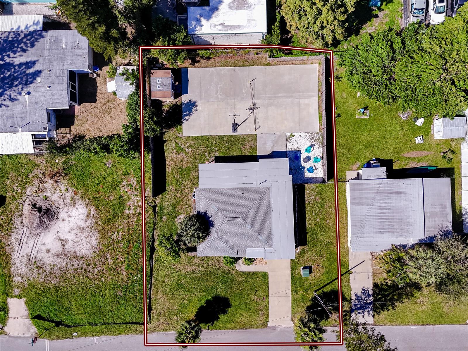 925 67TH STREET S, St Petersburg, FL 33707