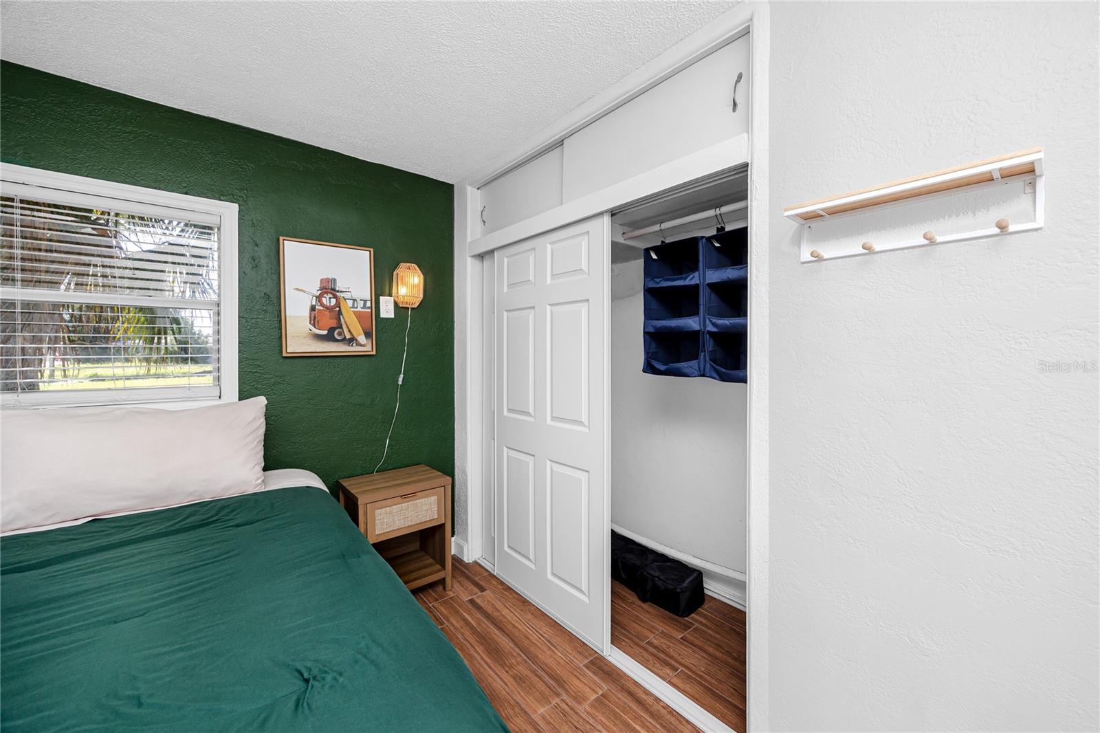 925 67TH STREET S, St Petersburg, FL 33707