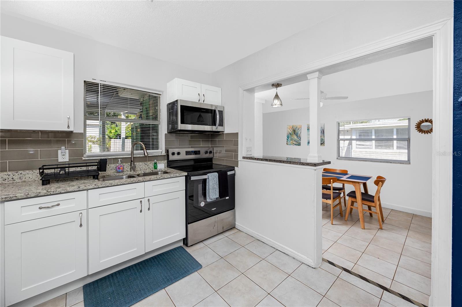 925 67TH STREET S, St Petersburg, FL 33707