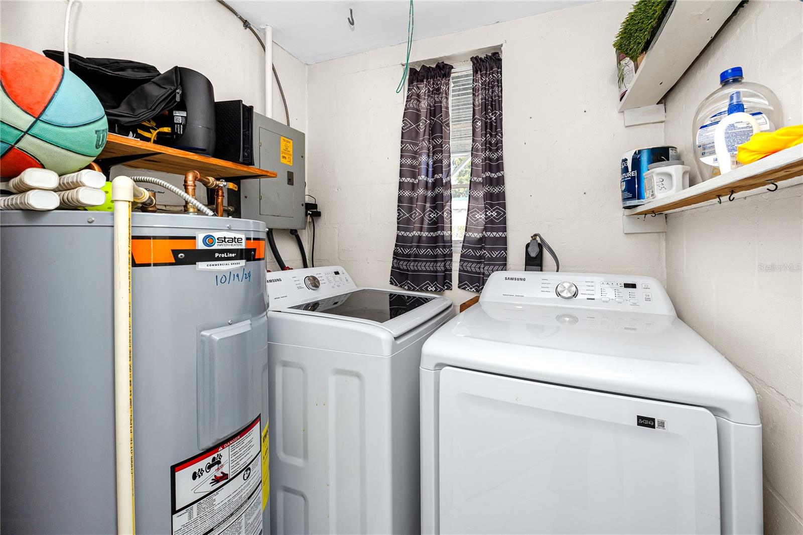925 67TH STREET S, St Petersburg, FL 33707