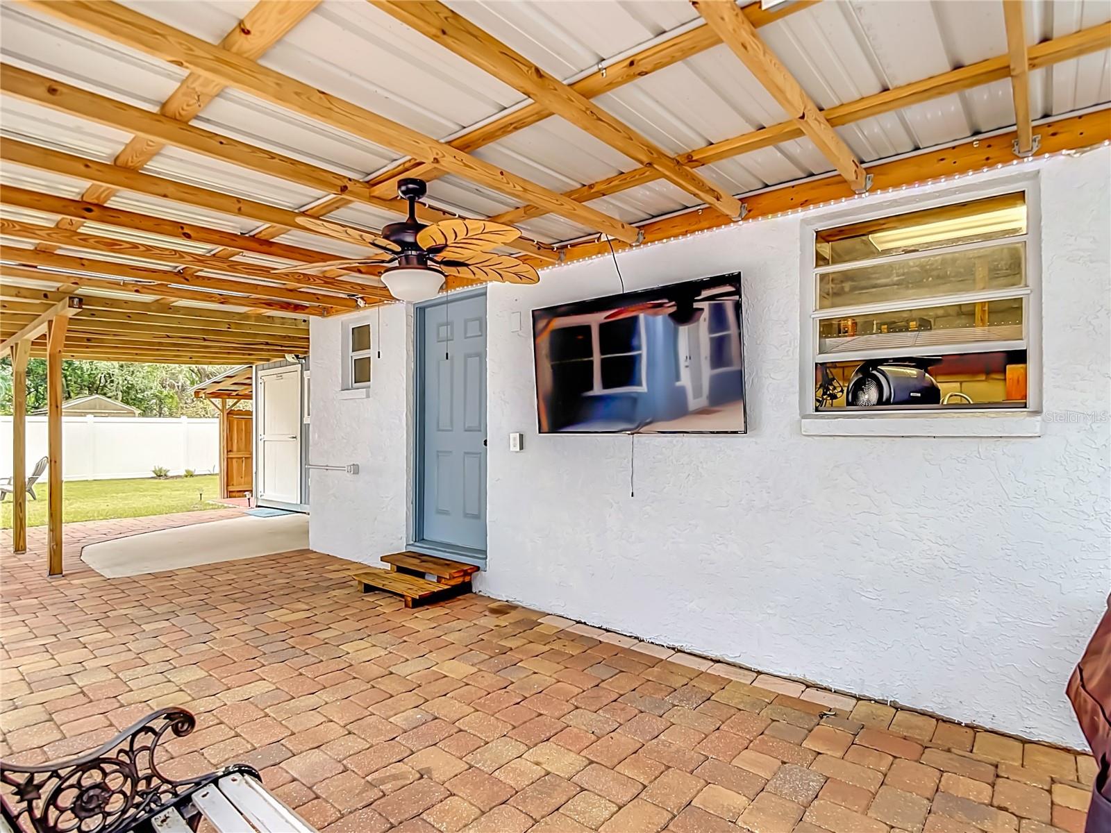 12920 N ALBANY AVENUE, Tampa, FL 33612
