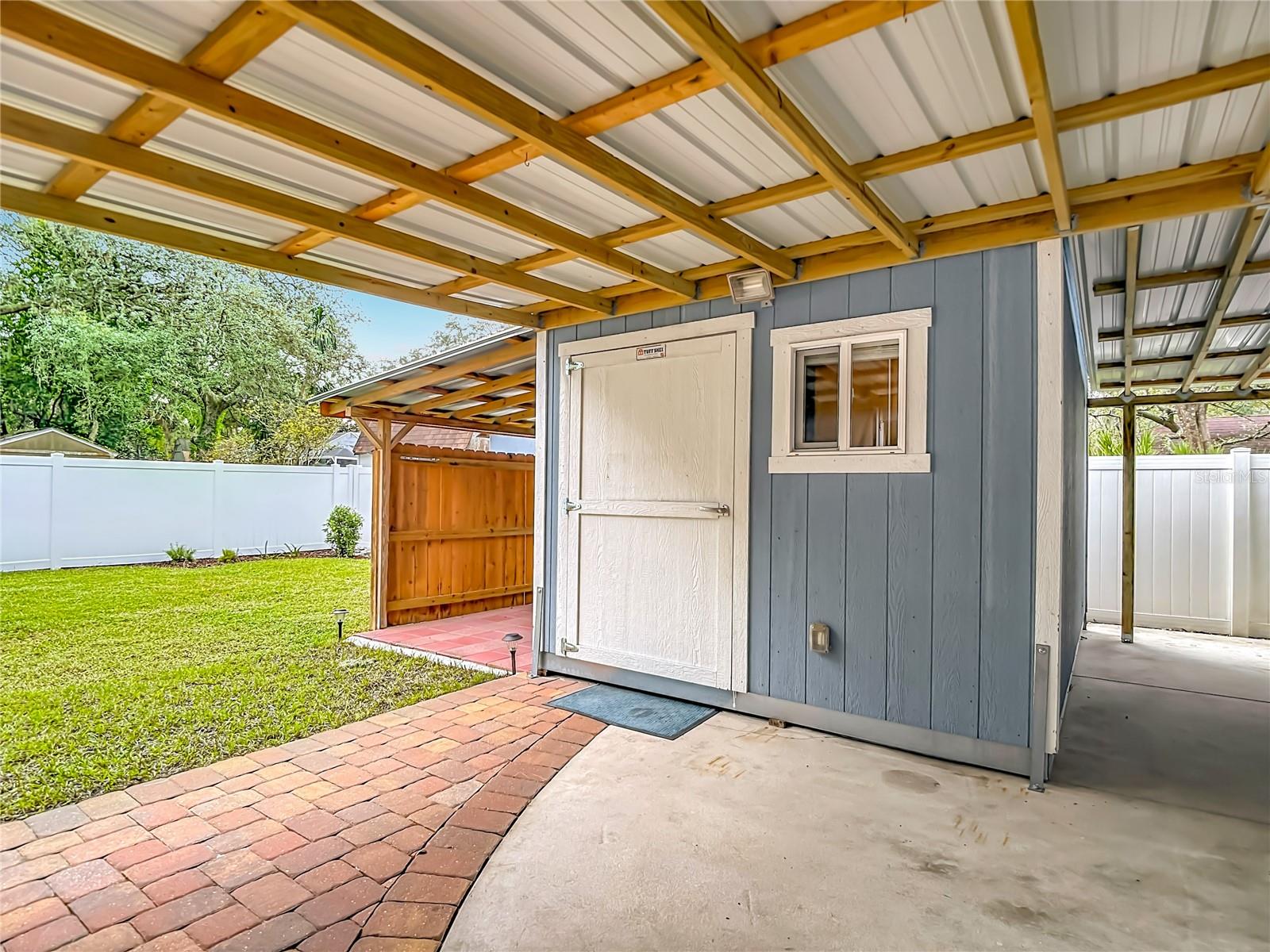 12920 N ALBANY AVENUE, Tampa, FL 33612