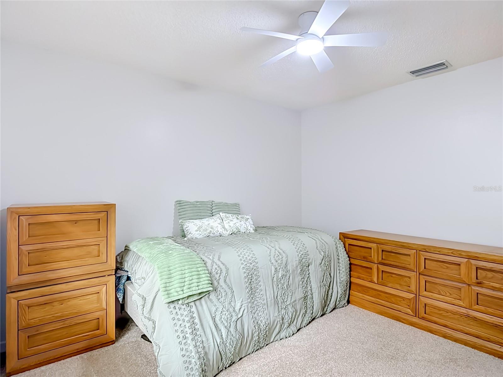 12920 N ALBANY AVENUE, Tampa, FL 33612