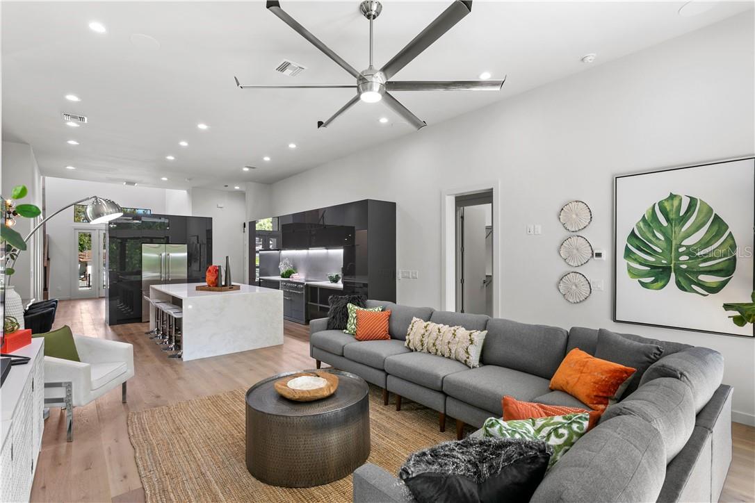 21 BAFFIN AVENUE, Tampa, FL 33606