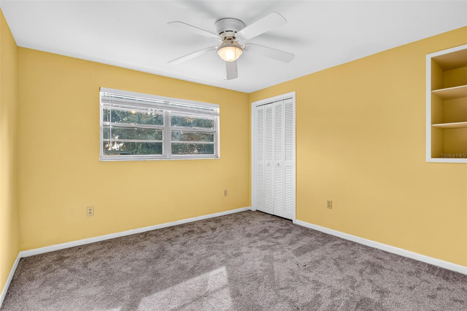 15300 LAKE IOLA ROAD, Dade City, FL 33523