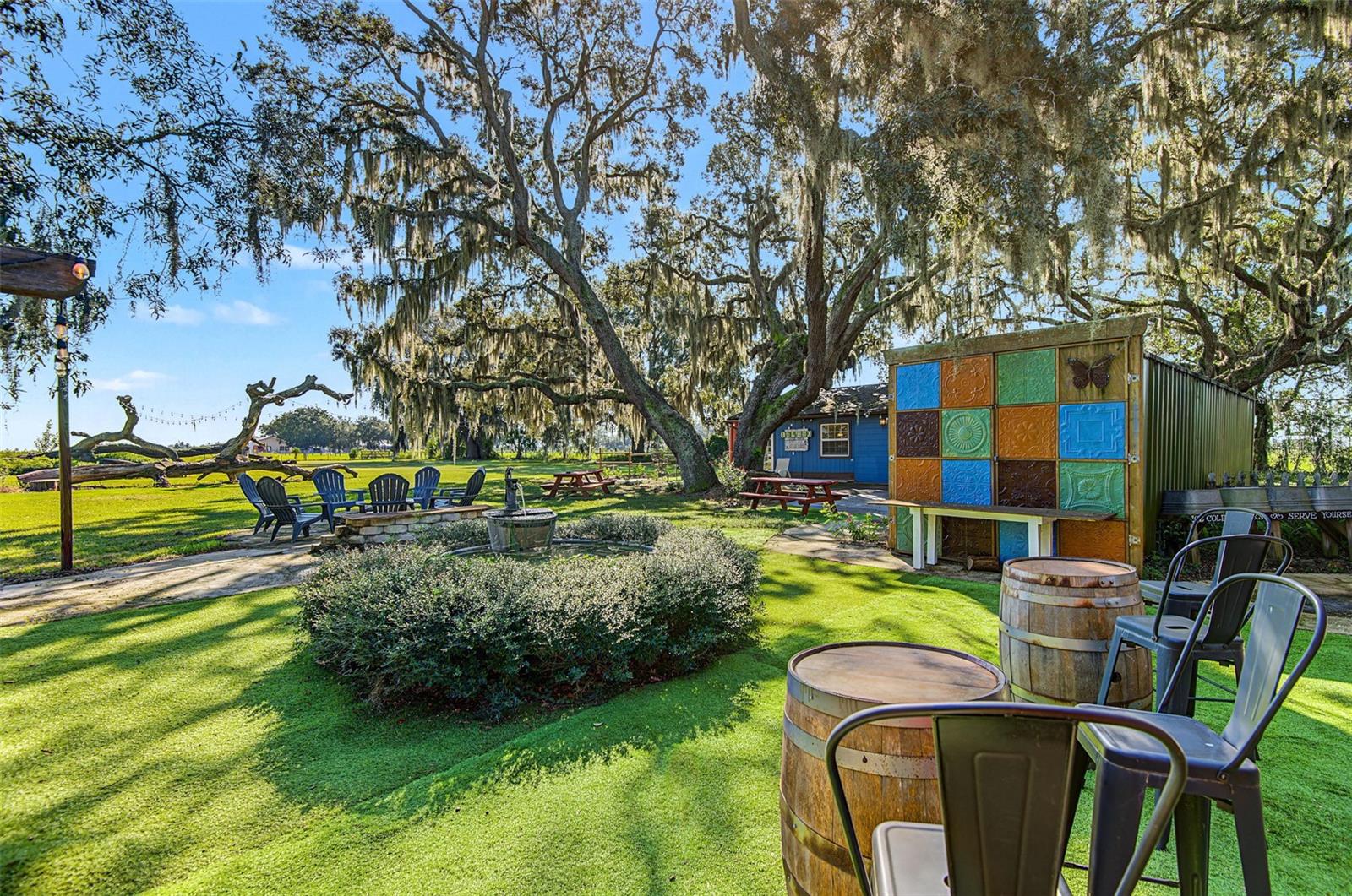 15300 LAKE IOLA ROAD, Dade City, FL 33523
