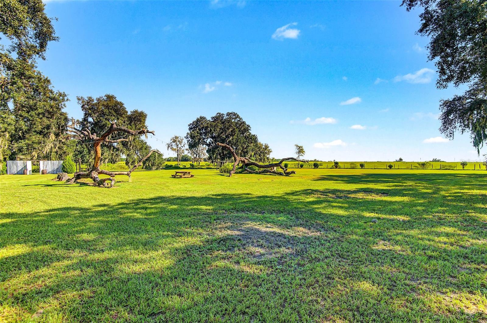 15300 LAKE IOLA ROAD, Dade City, FL 33523