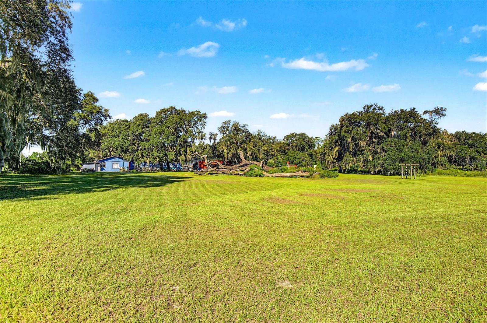 15300 LAKE IOLA ROAD, Dade City, FL 33523