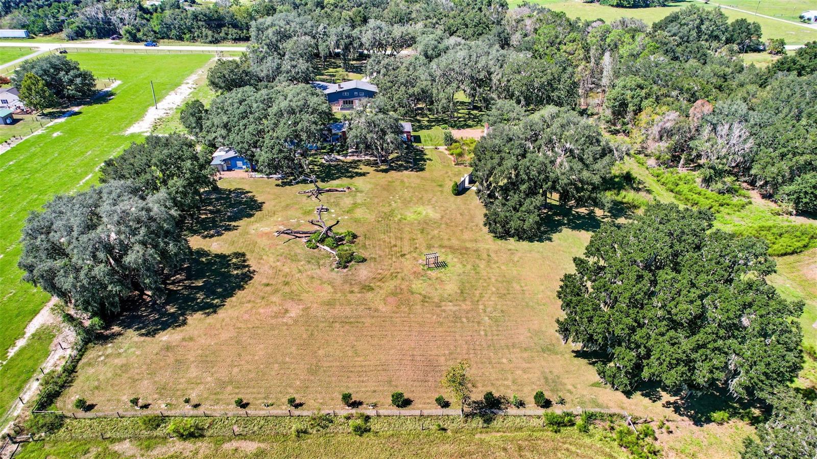 15300 LAKE IOLA ROAD, Dade City, FL 33523