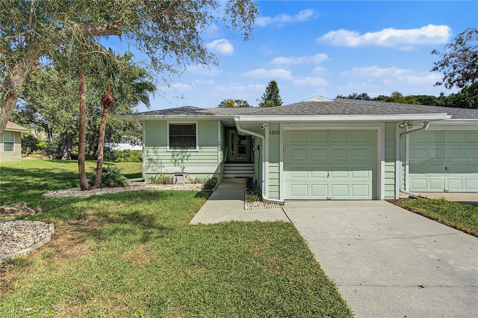 1206 S POINTE ALEXIS DRIVE, Tarpon Springs, FL 34689