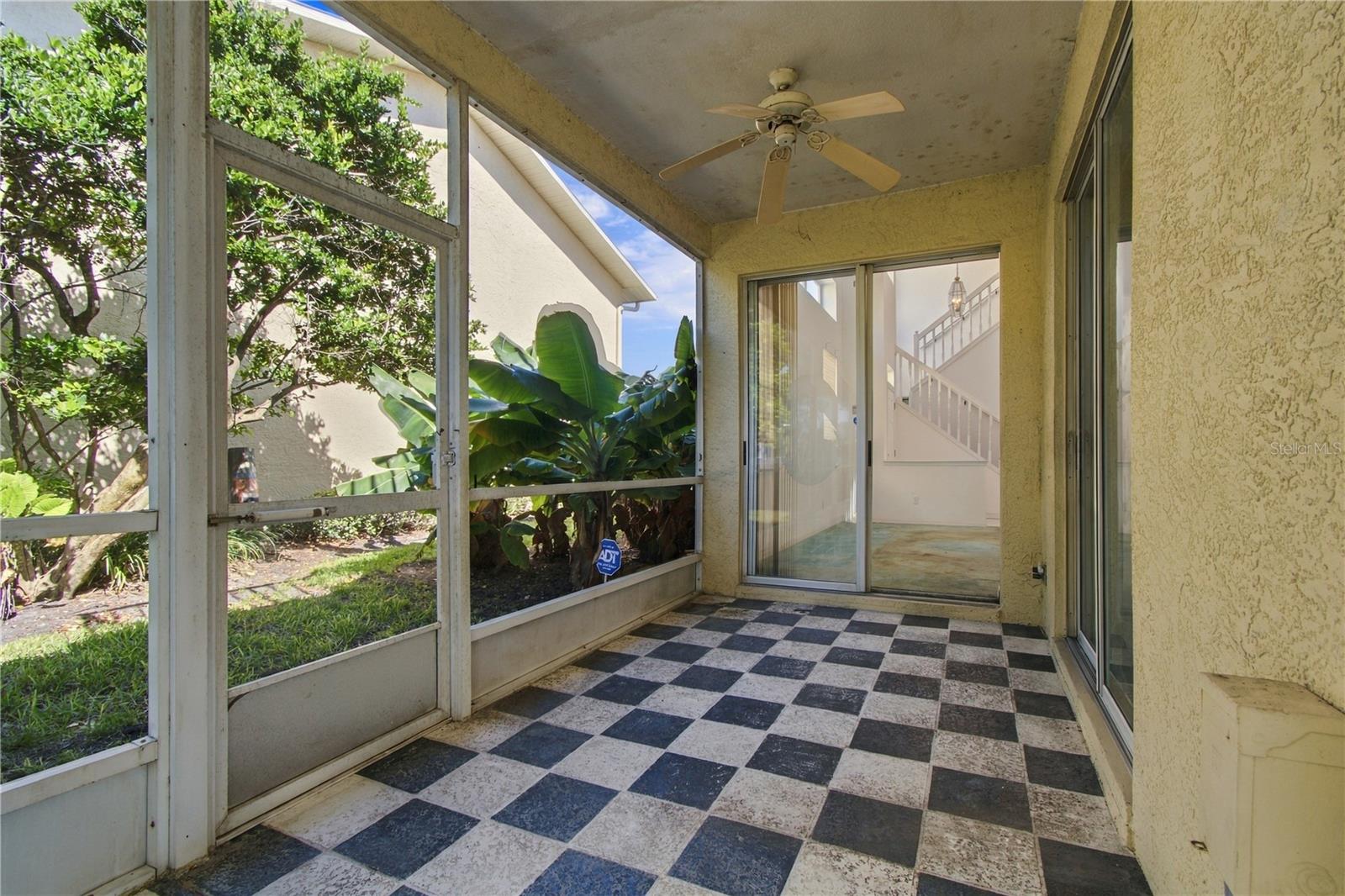 1050 STARKEY ROAD, #907, Largo, FL 33771