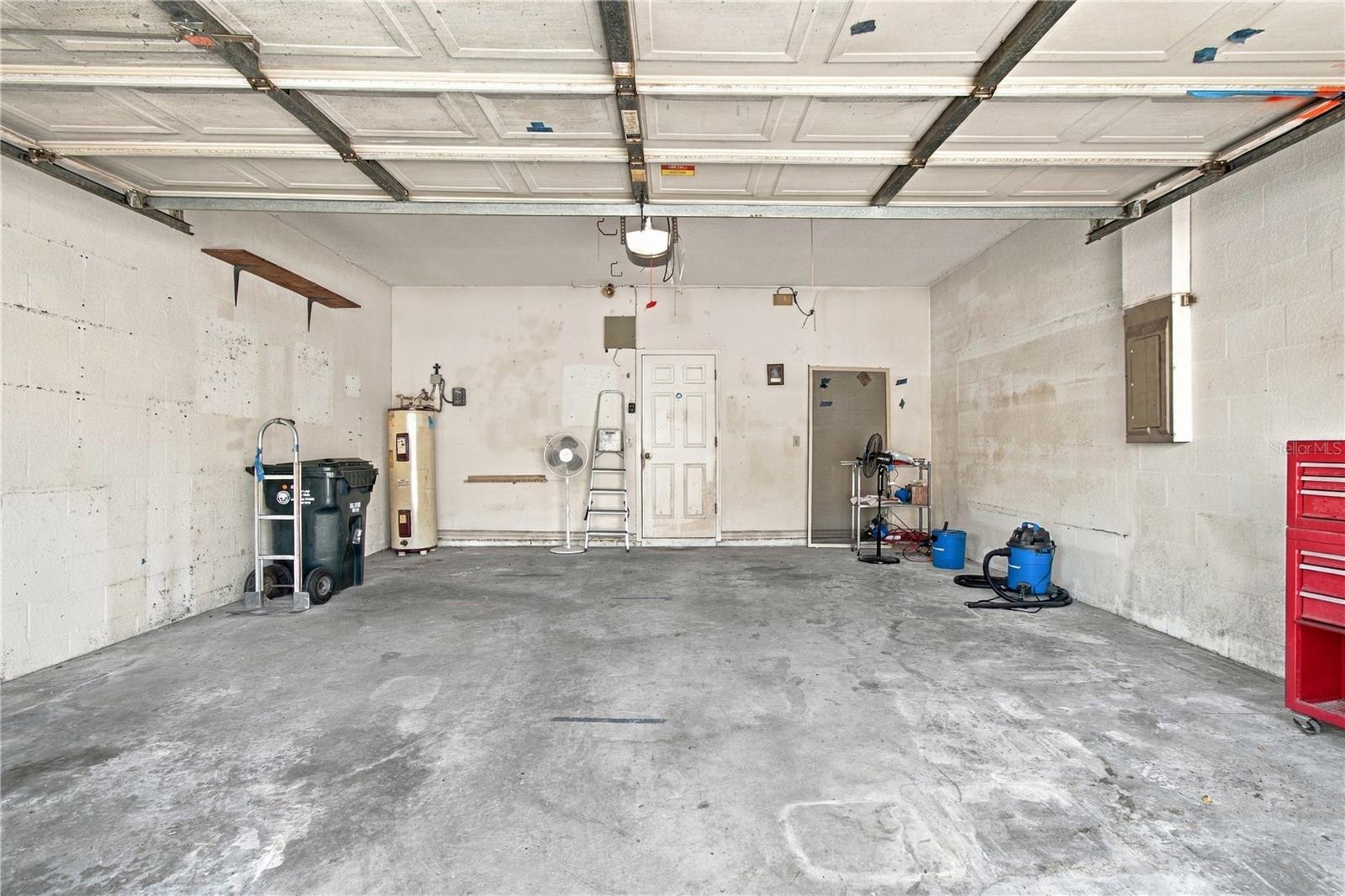 1050 STARKEY ROAD, #907, Largo, FL 33771