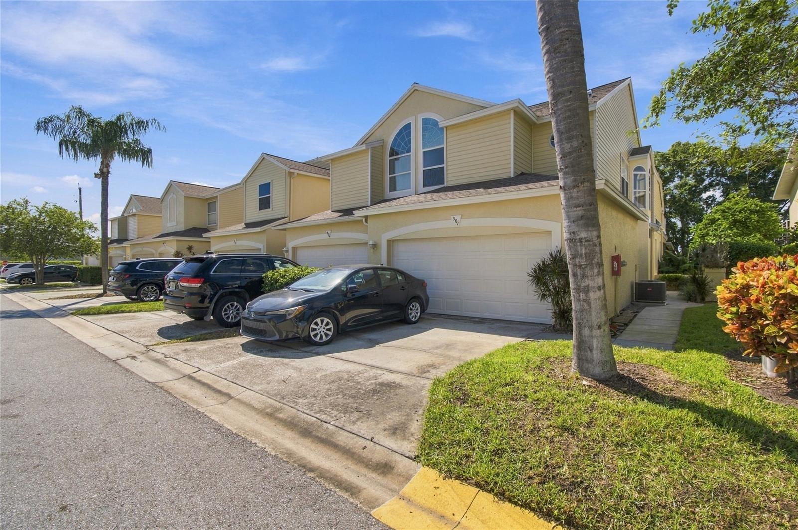 1050 STARKEY ROAD, #907, Largo, FL 33771